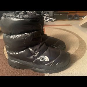 I’m selling because they were to big for my feet they have only been tried on 2x